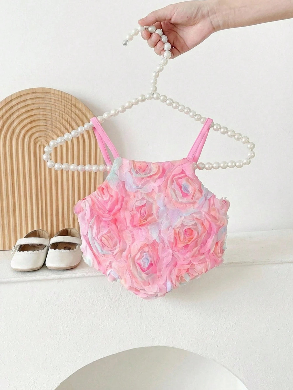 Baby Girls 3D Rose Appliqué Spaghetti Strap Romper - Blush