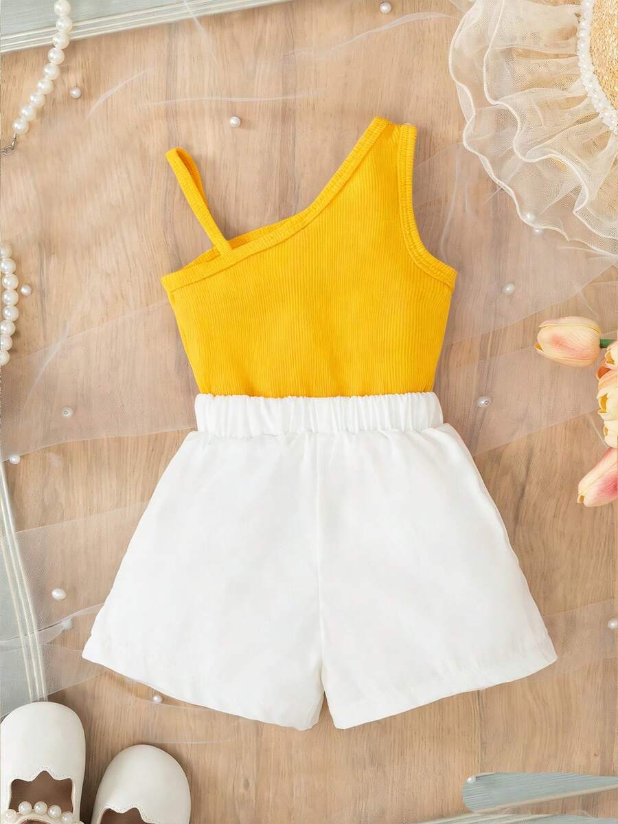 2pcs Girls Floral Appliqué Camisole & Shorts Set - Buttercup