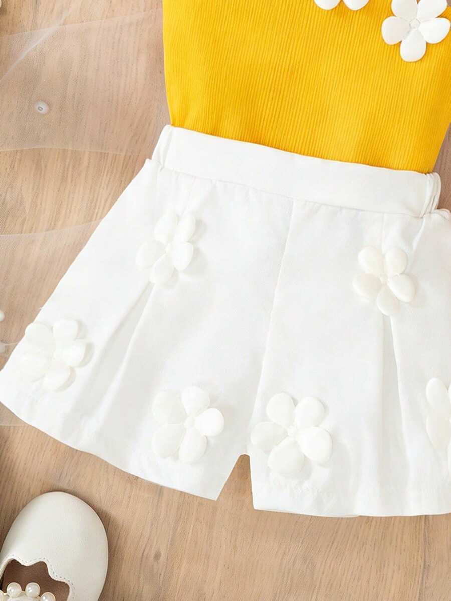 2pcs Girls Floral Appliqué Camisole & Shorts Set - Buttercup