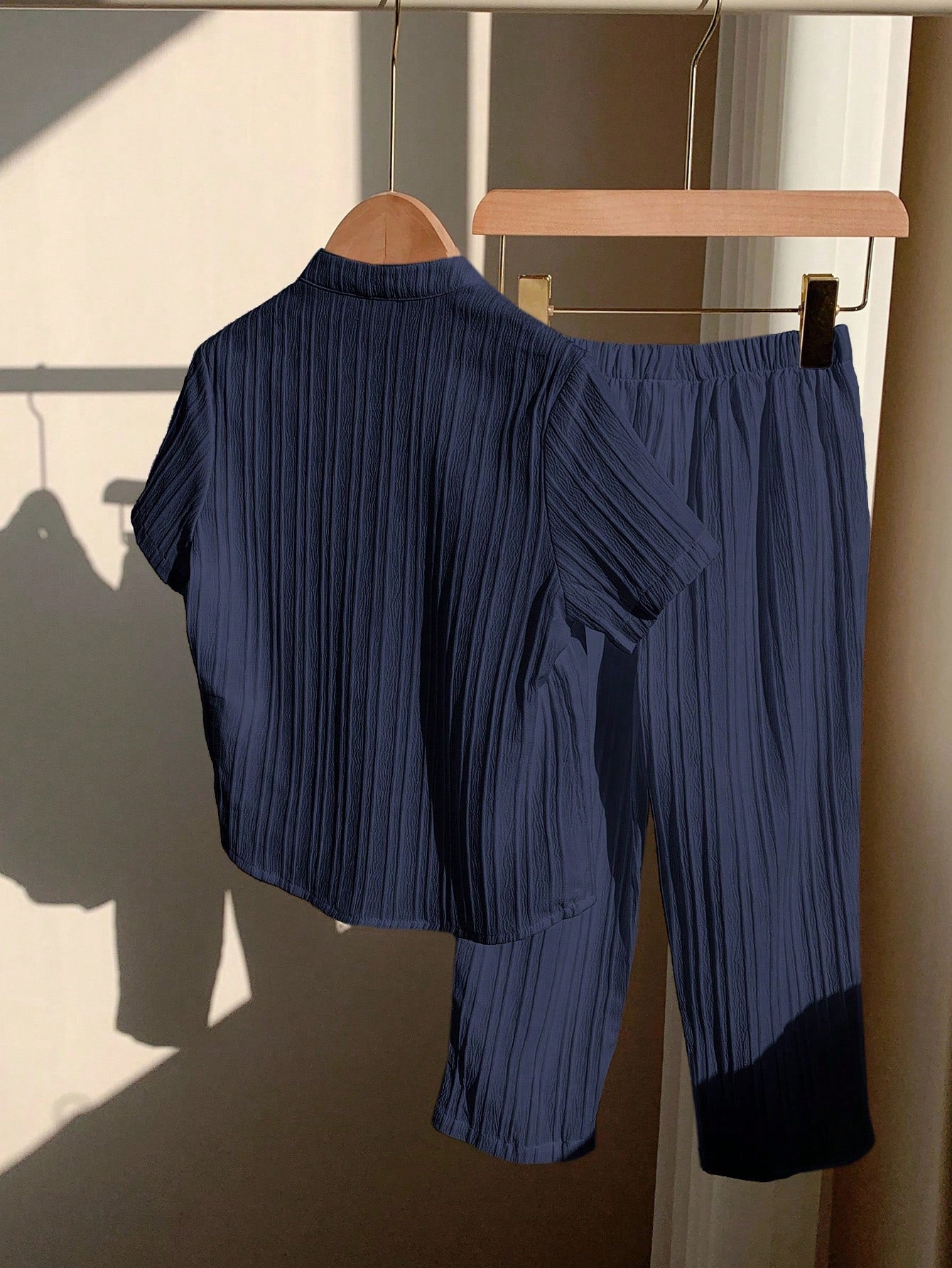 2pcs Boys Textured Button-Front Shirt & Pants Set - Midnight
