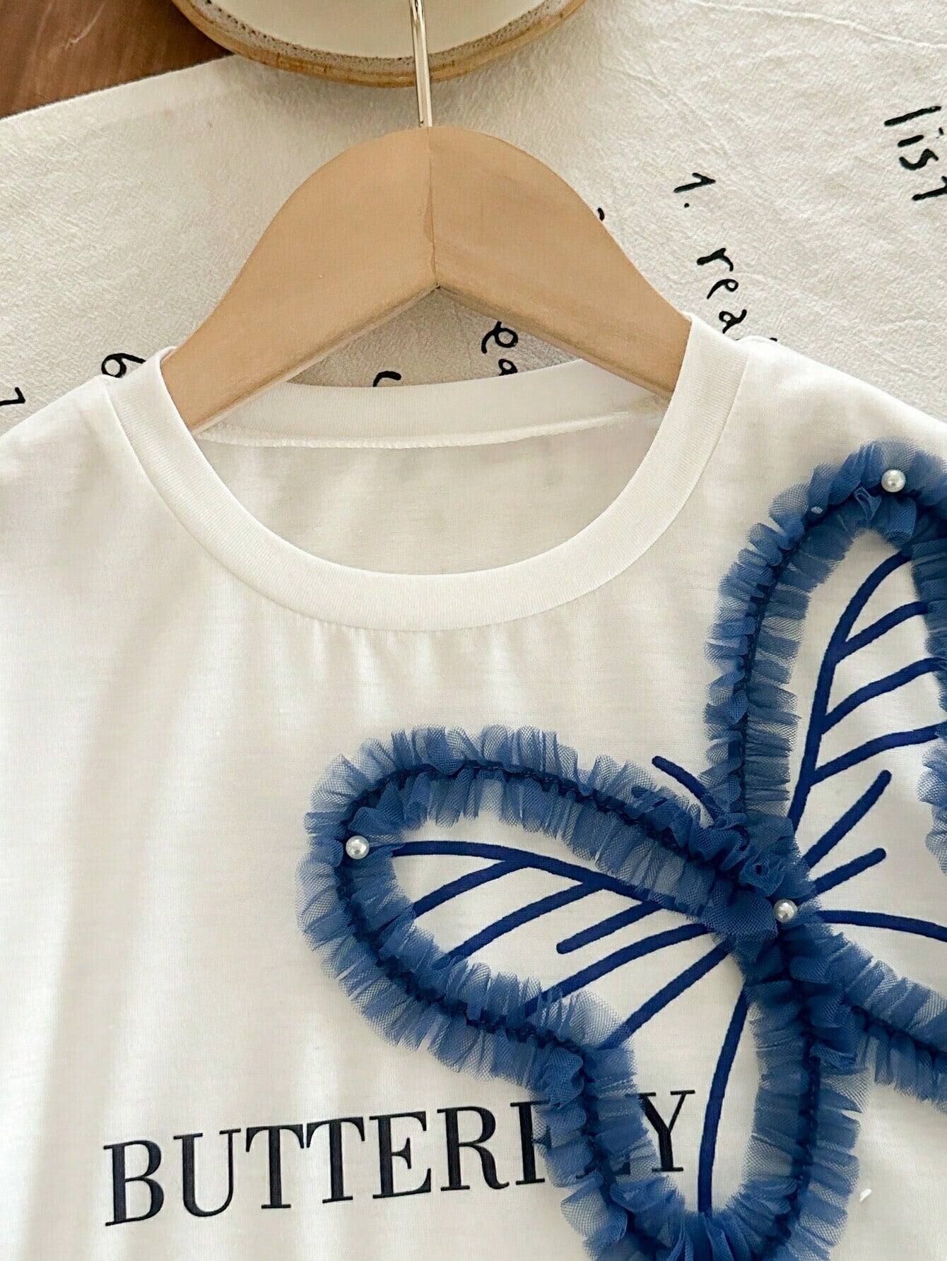 2pcs Little Girls Butterfly Appliqué Tee & Wide-Leg Pants Set - Sla...