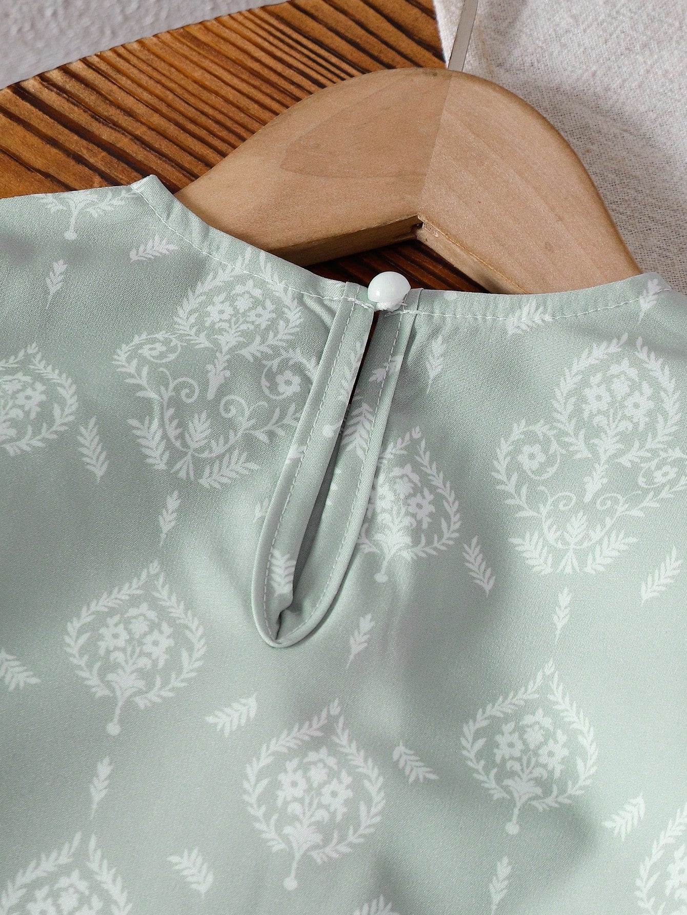 2pcs Girls Damask Print Lace-Trim Top & Wide-Leg Pants - Sage | 21 ...