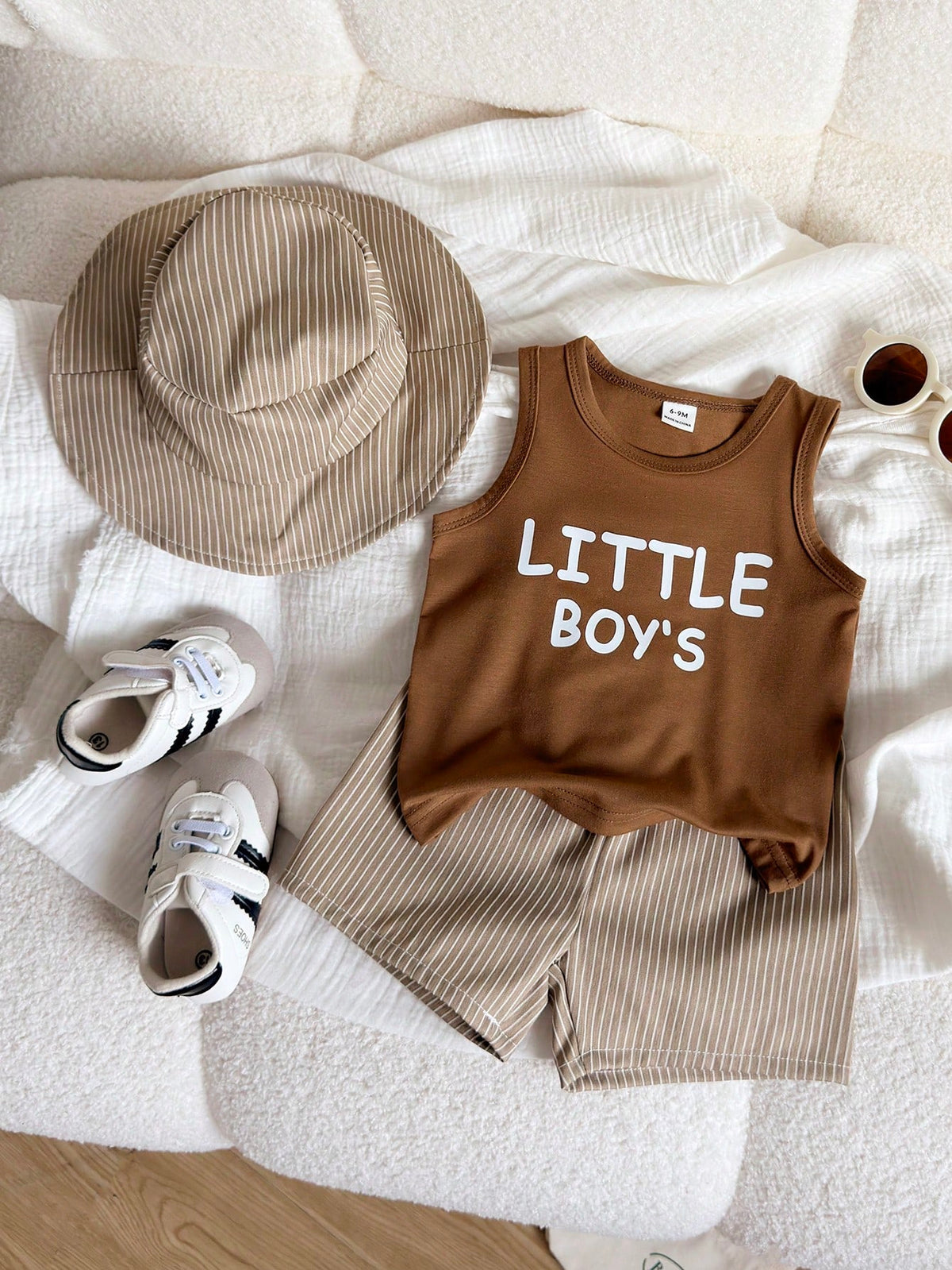 3pcs Boys Letter Graphic Tank Top & Striped Shorts Set - Mocha