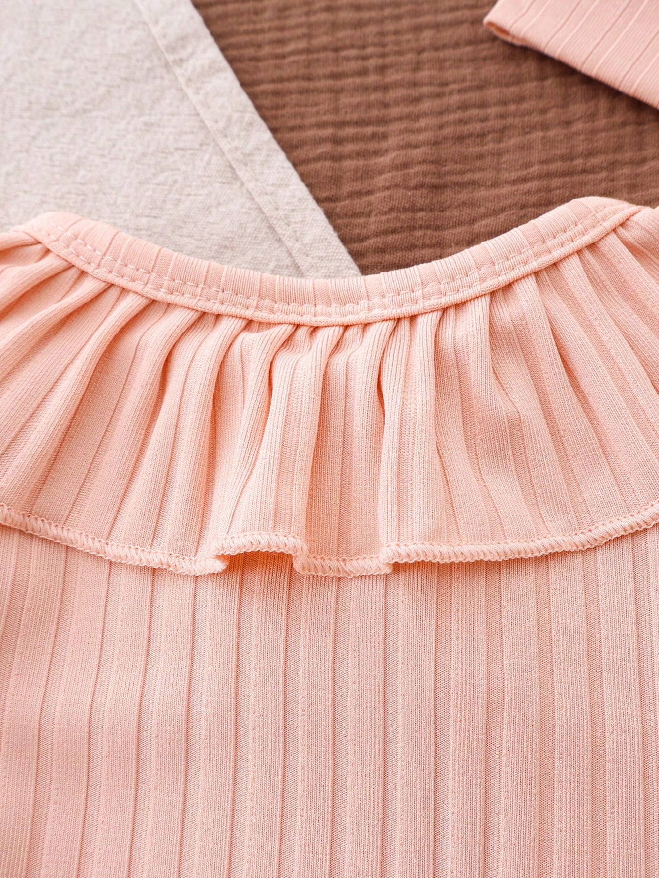 Baby Girls Ribbed Ruffle Collar Bow Romper - Blush