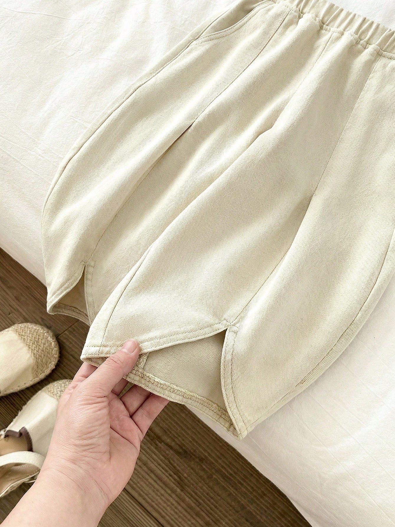 Little Girls Wide-Leg Tulip Hem Denim Trousers - Ecru | 21 Century ...