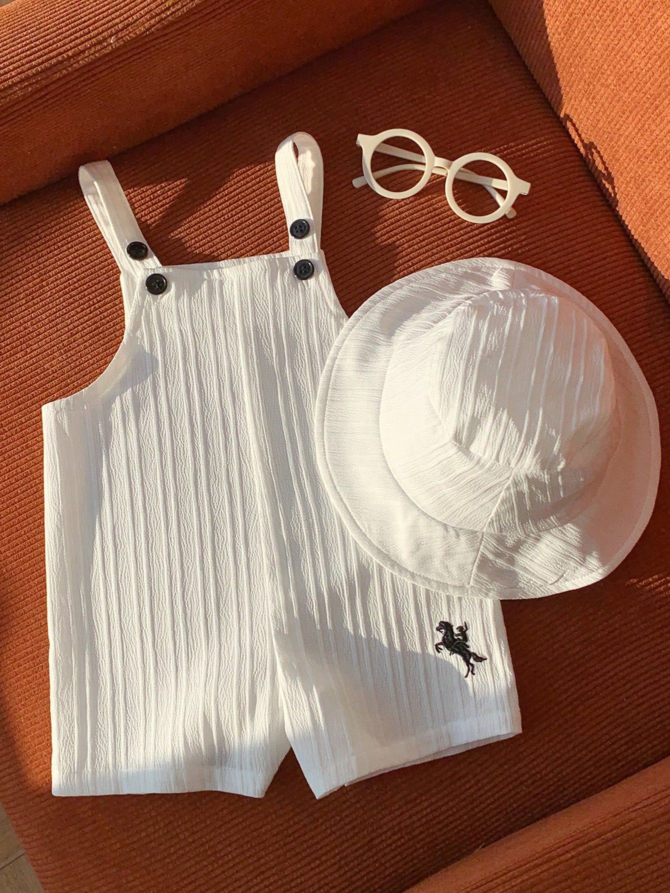 Boys Linen-Texture Bib Romper & Bucket Hat Set - Ivory