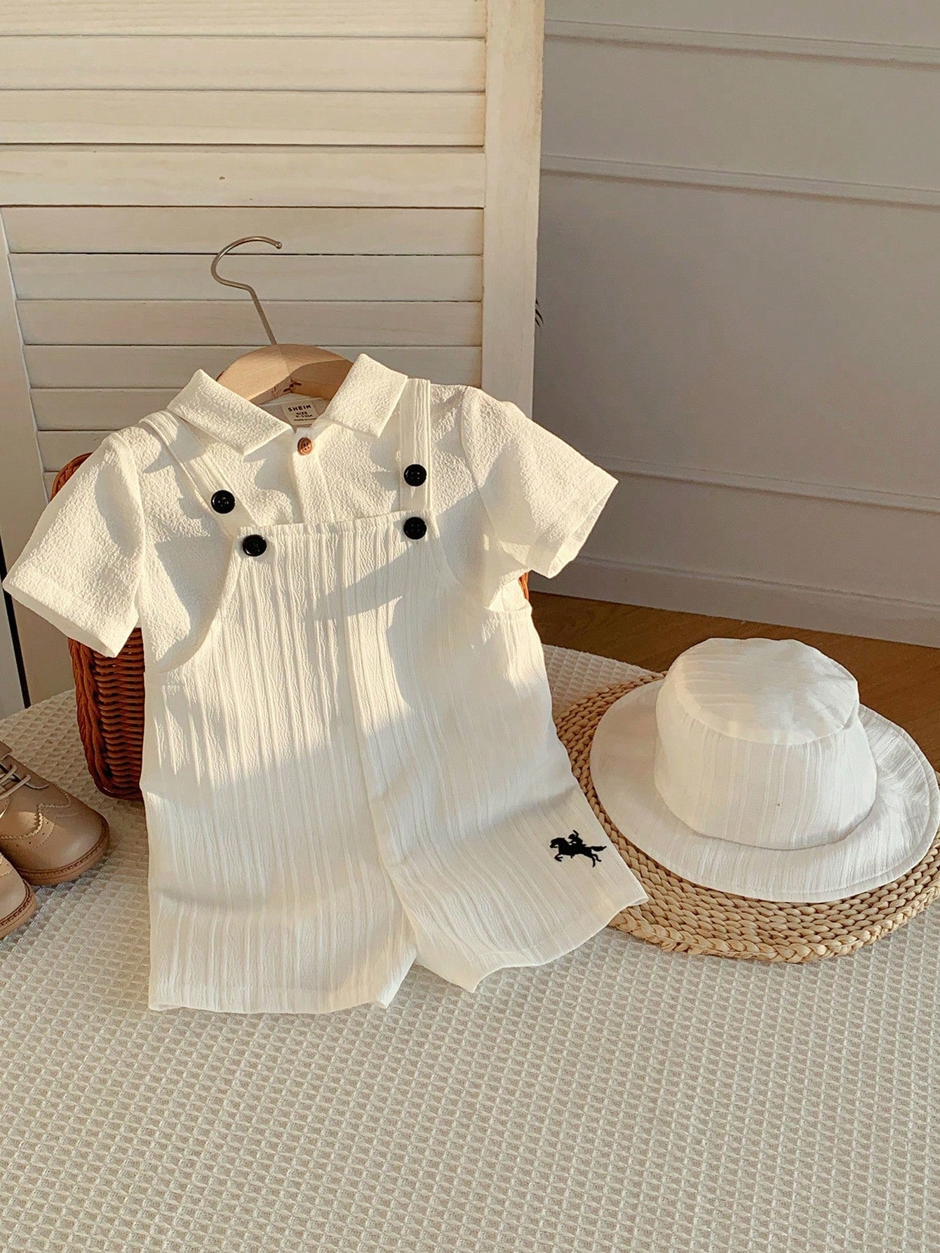 Boys Linen-Texture Bib Romper & Bucket Hat Set - Ivory