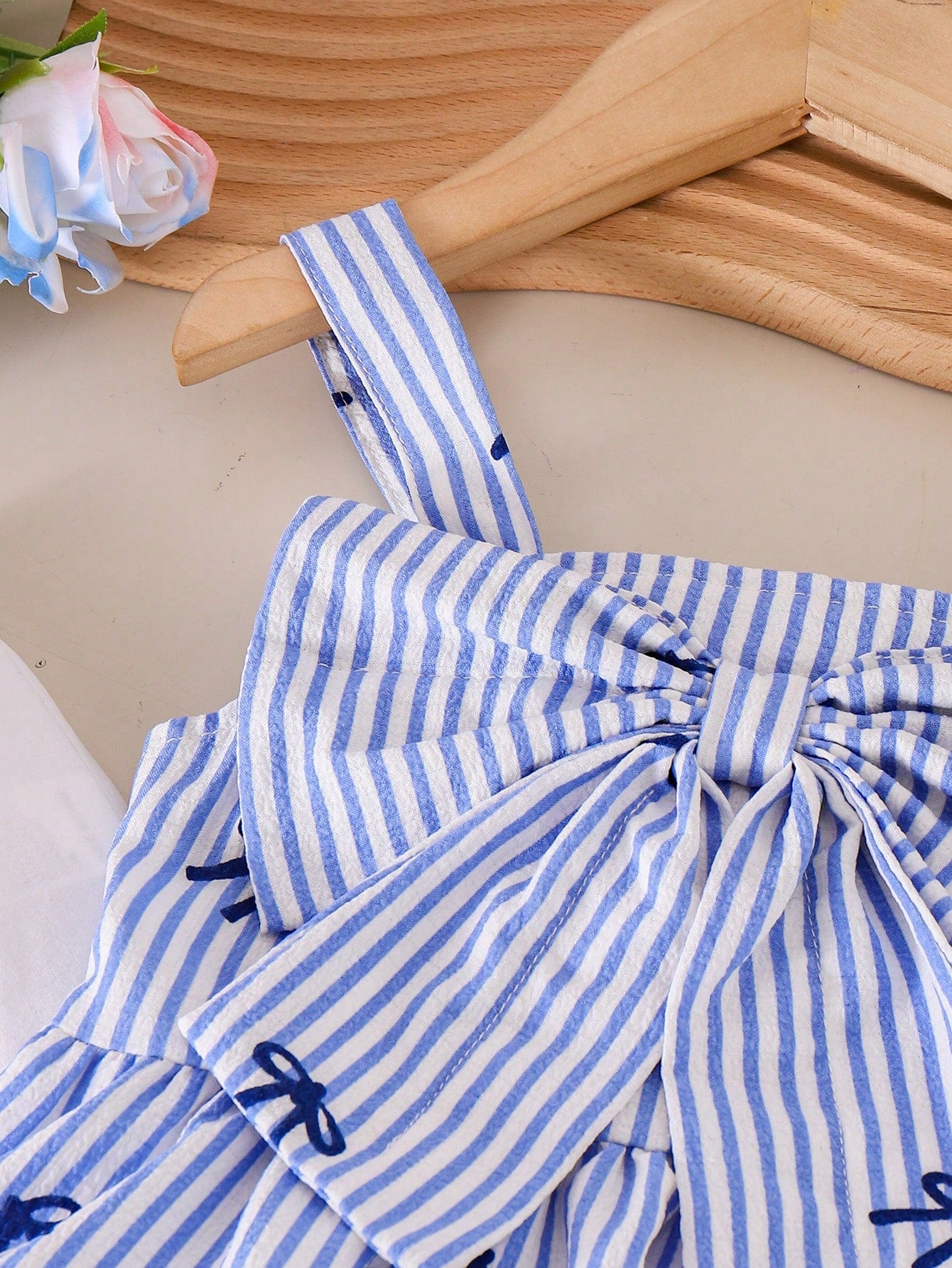 2pcs Little Girls Bow-Print Peplum Camisole & Flared Pants Set - Pe...