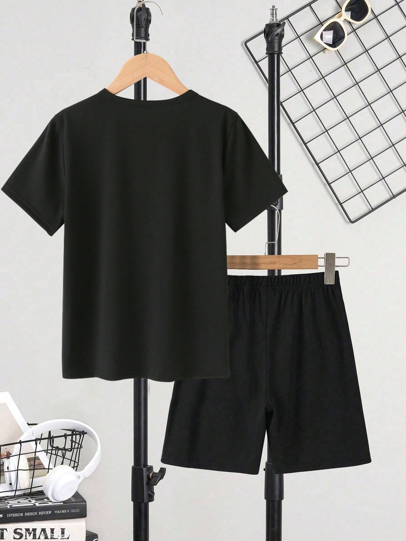 2pcs Big Boys Metallic Graphic Tee & Shorts Set - Onyx | 21 Century...
