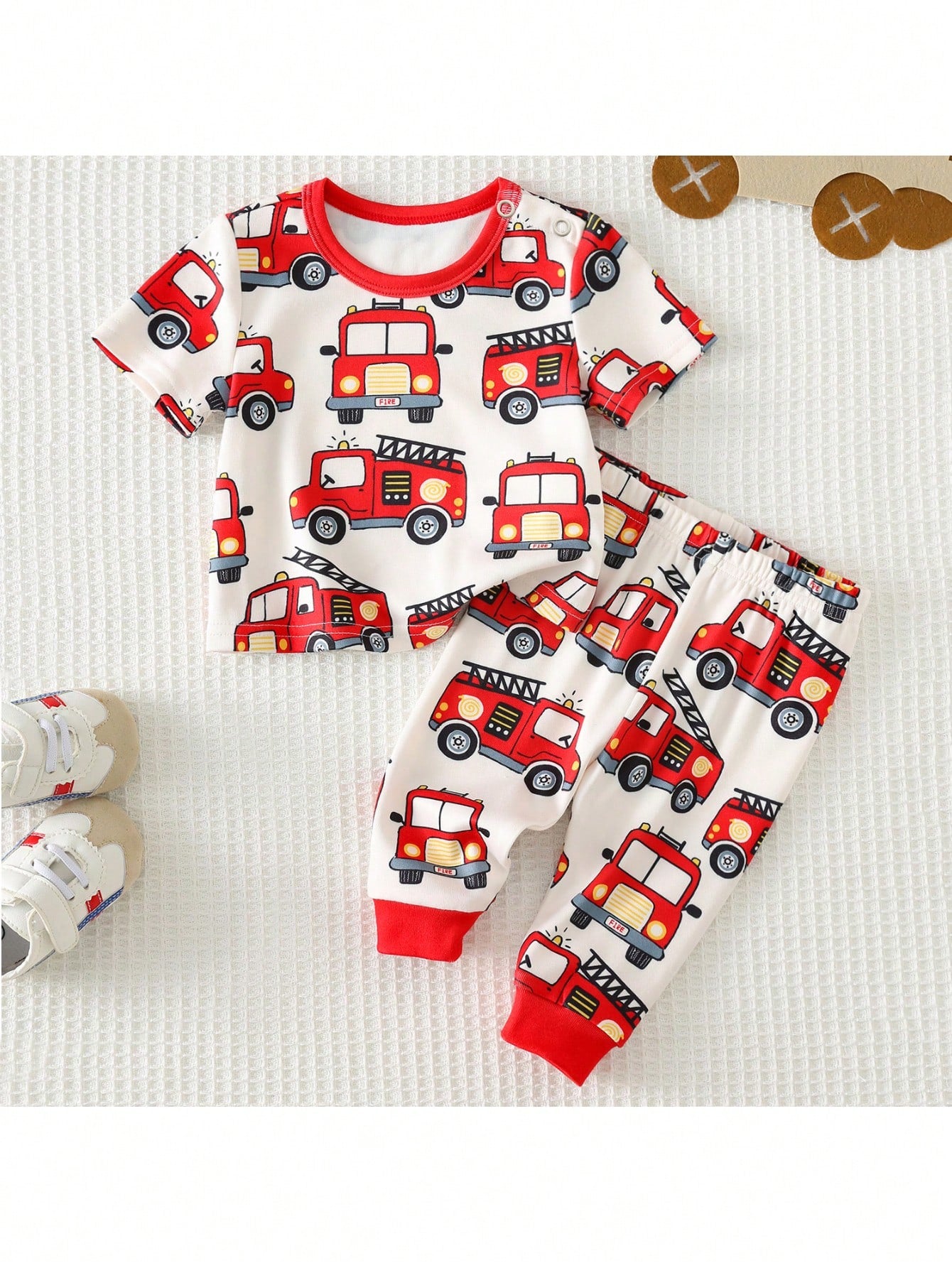 Boys Fire Truck Print Knit Top & Pants Set - Isabelline