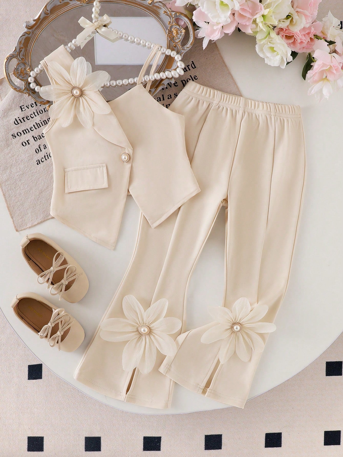 2pcs Little Girls Floral Appliqué Asymmetric Vest & Flared Trousers...