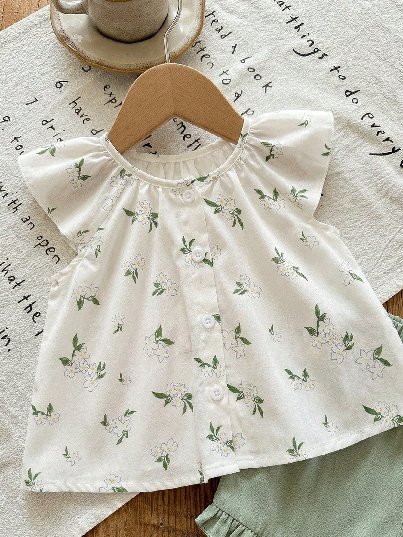 Girls Floral Print Ruffle Sleeve Top & Shorts Set - Ivory