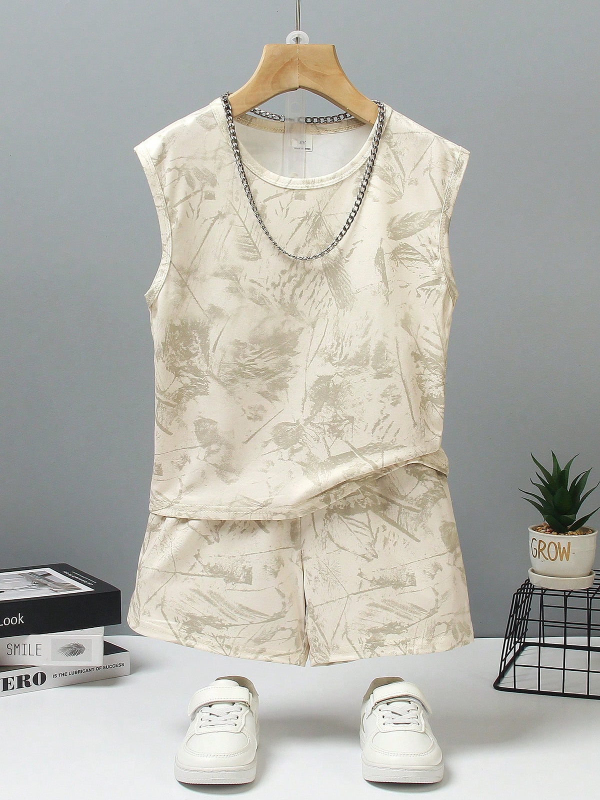 2pcs Little Boys Botanical Print Vest & Shorts Set - Ecru