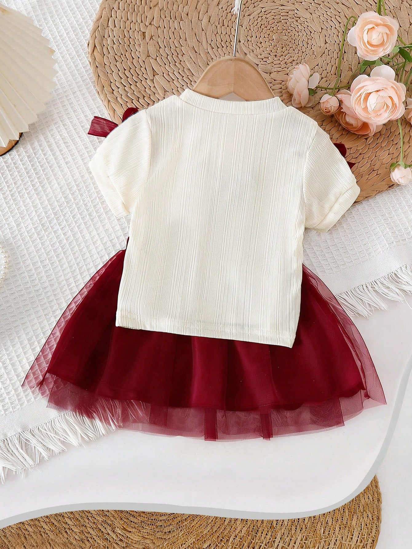 2pcs Girls Bow Appliqué Ribbed Top & Tulle Skirt Set - Ivory | 21 C...