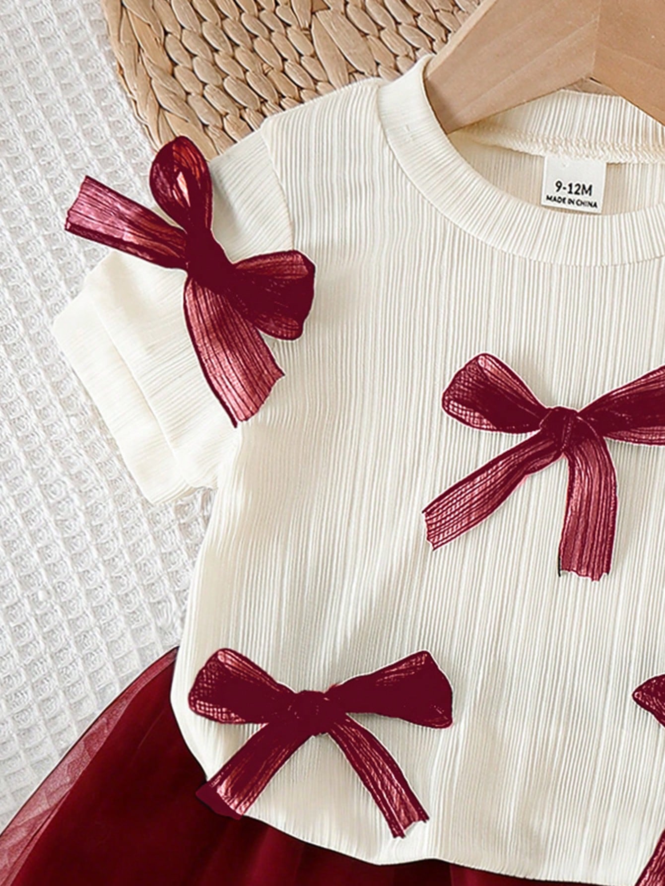 2pcs Girls Bow Appliqué Ribbed Top & Tulle Skirt Set - Ivory | 21 C...