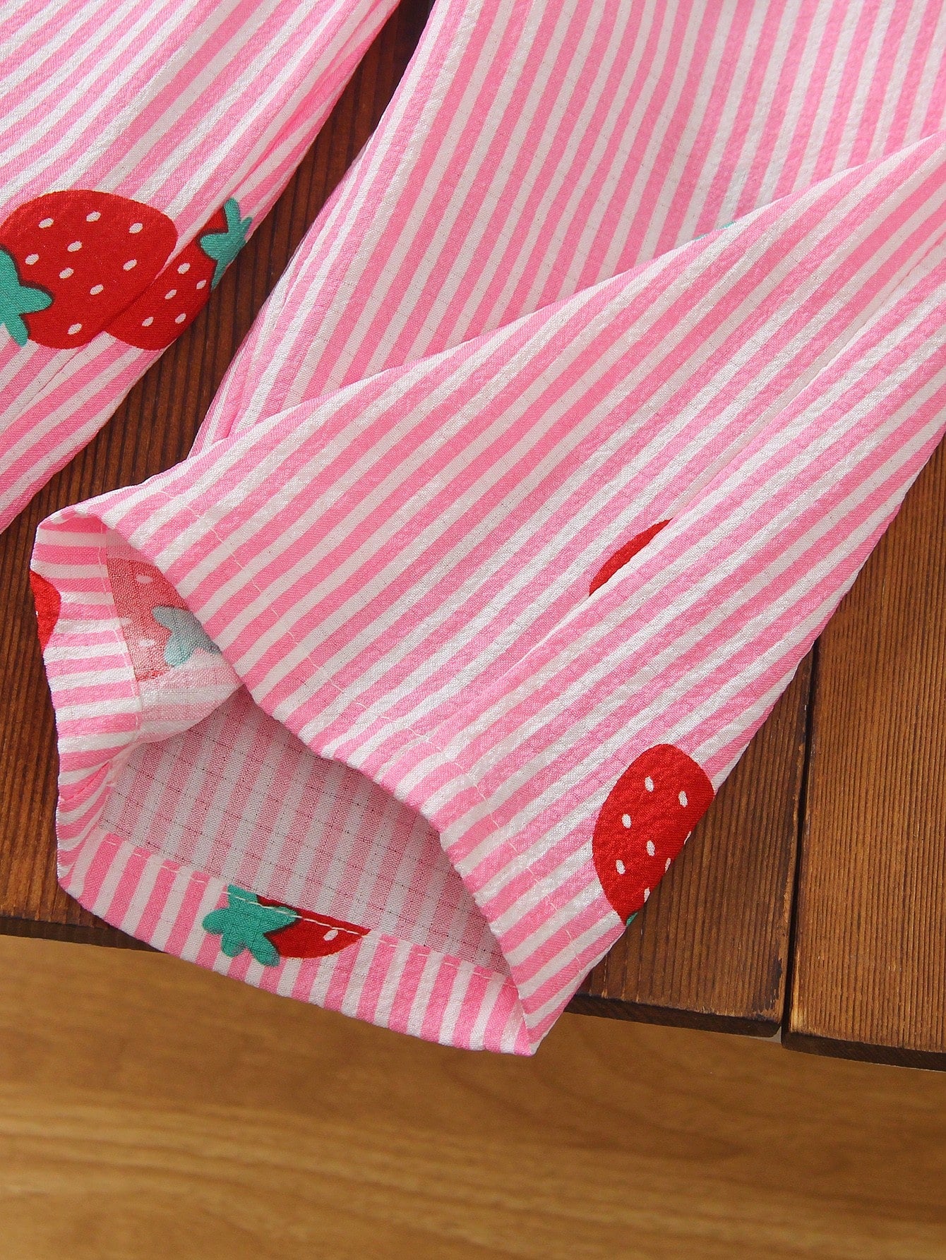 2pcs Girls Strawberry Print Ruffle Peplum Top & Wide-Leg Pants - Blush