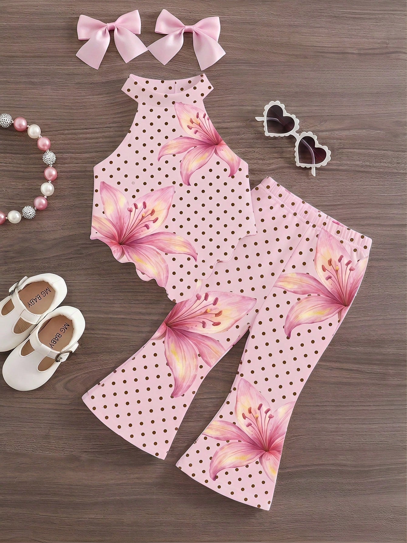 2pcs Girls Lily Print Polka Dot Halter Top & Bell-Bottom Pants - Bl...