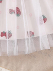 2pcs Girls Strawberry Print Tulle & Bow Strap Sundress Set - Scarle...