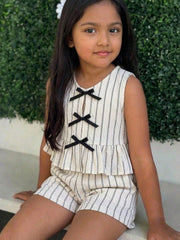 2pcs Little Girls Striped Bow Peplum Top & Shorts Set - Ecru