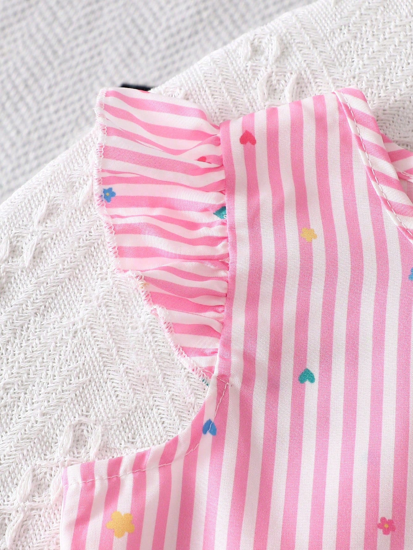 2pcs Little Girls Striped Ruffle Flutter Top & Wide-Leg Pants Set -...
