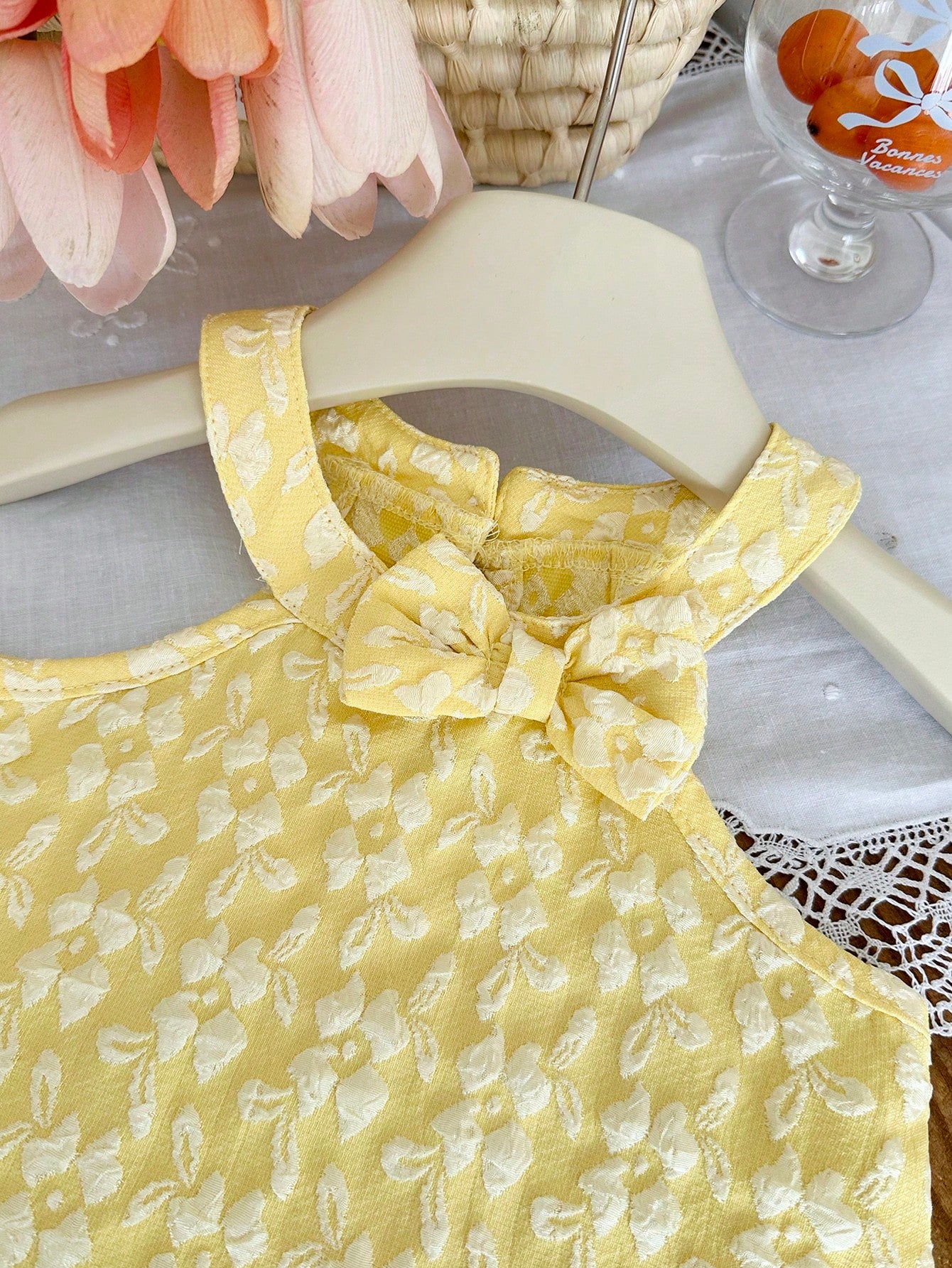 2pcs Girls Floral Jacquard Bow Halter Top & Shorts Set - Buttercup