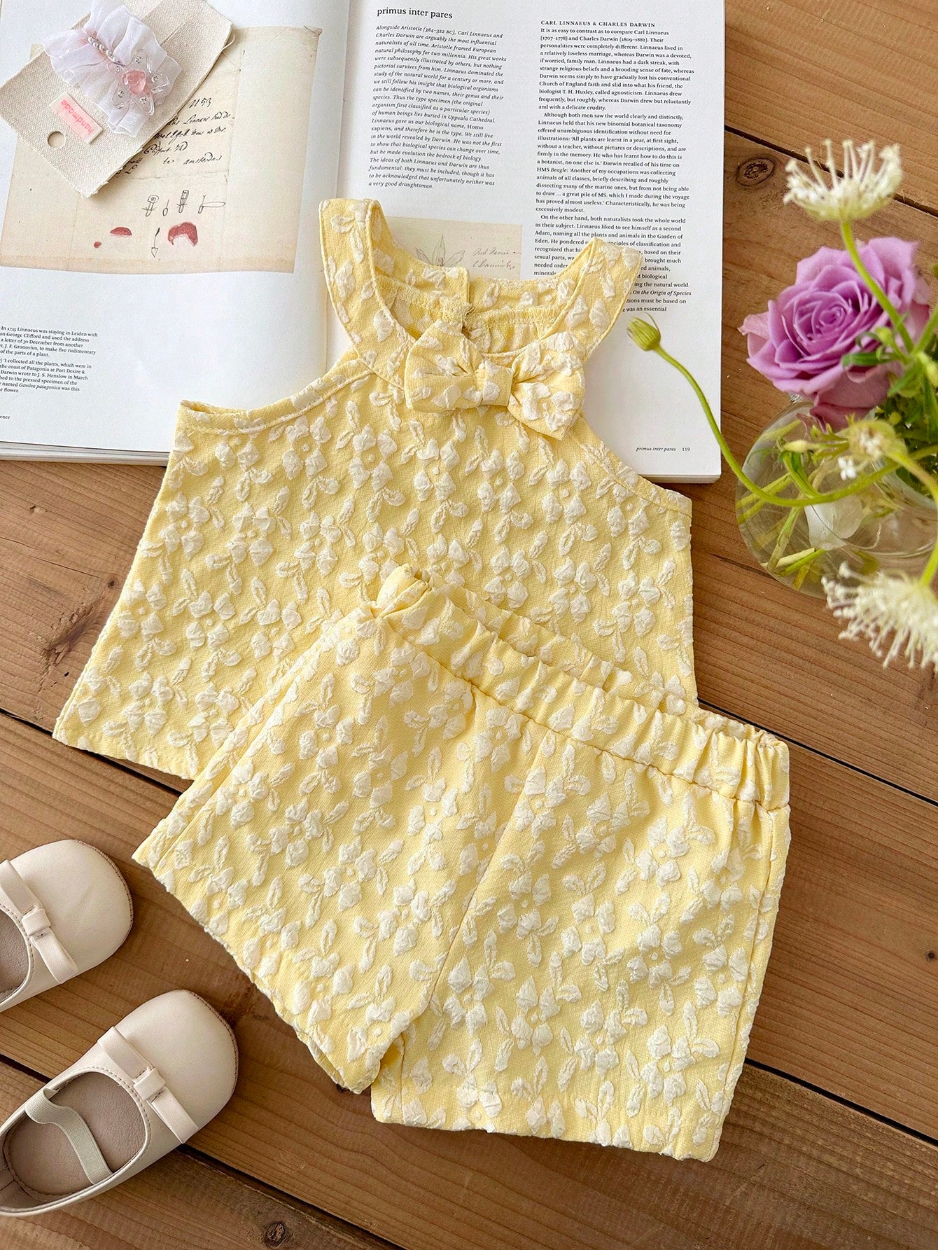 2pcs Girls Floral Jacquard Bow Halter Top & Shorts Set - Buttercup