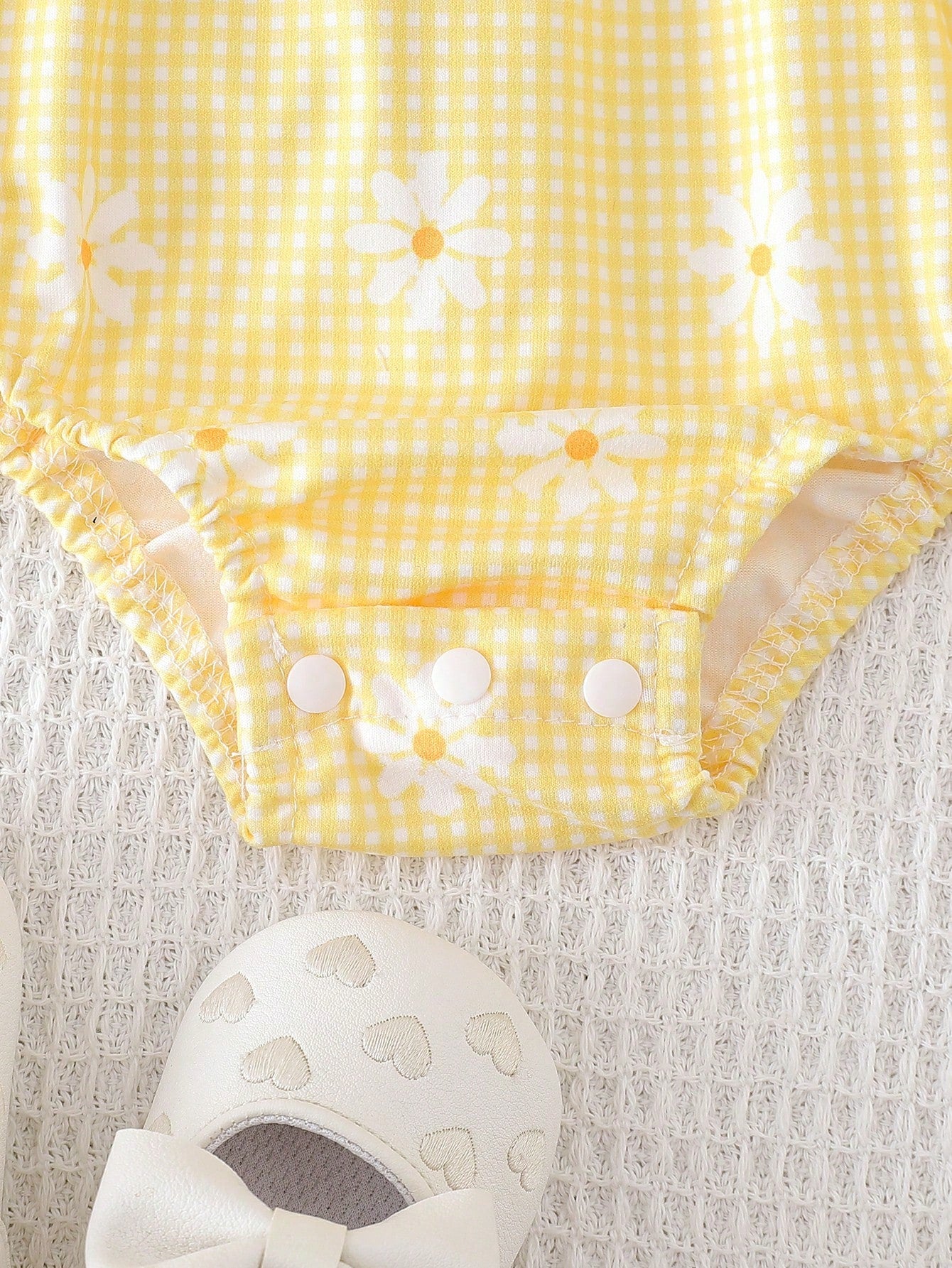 Girls Daisy Gingham Flutter Sleeve Romper Set - Buttercup