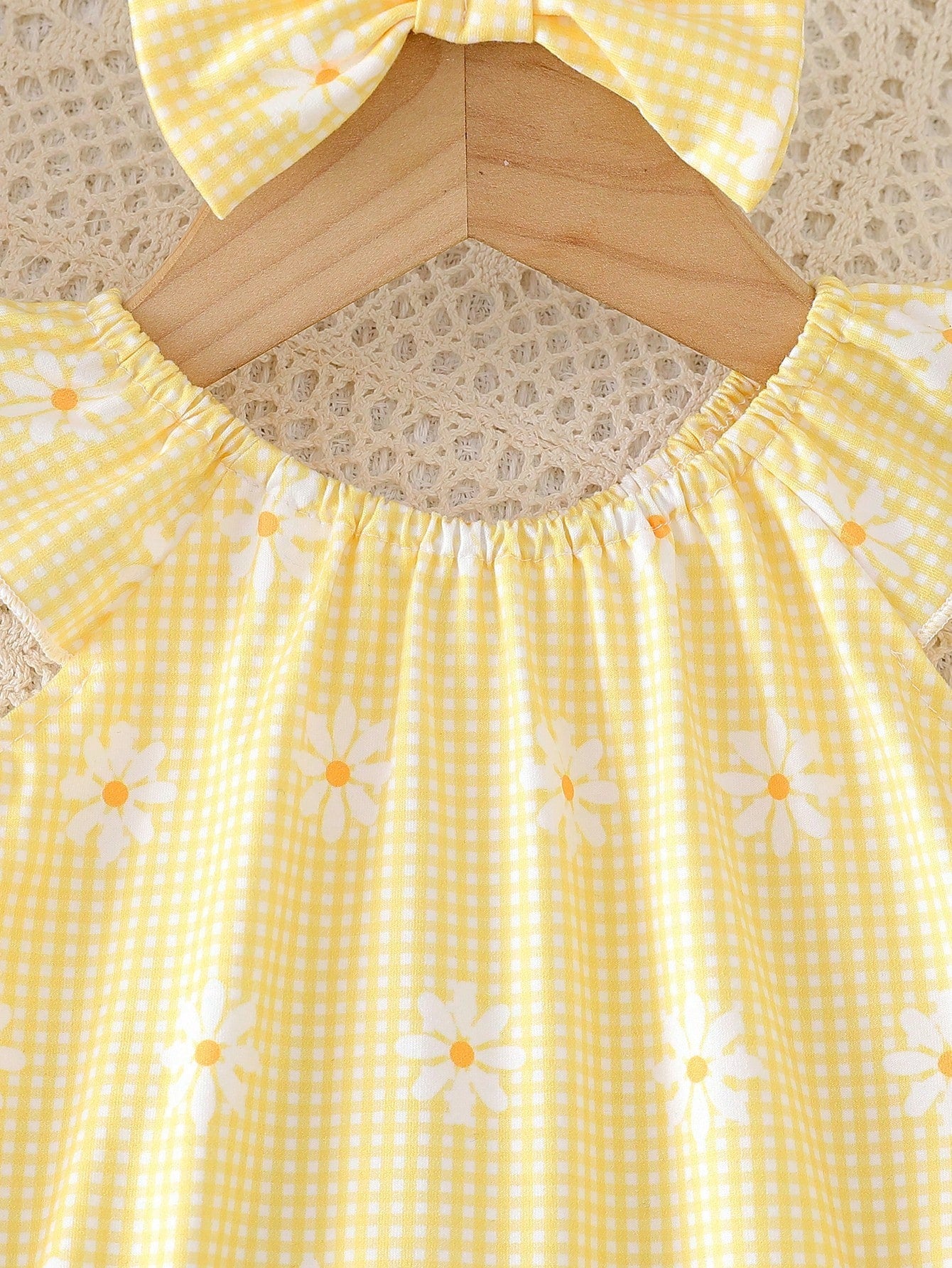 Girls Daisy Gingham Flutter Sleeve Romper Set - Buttercup