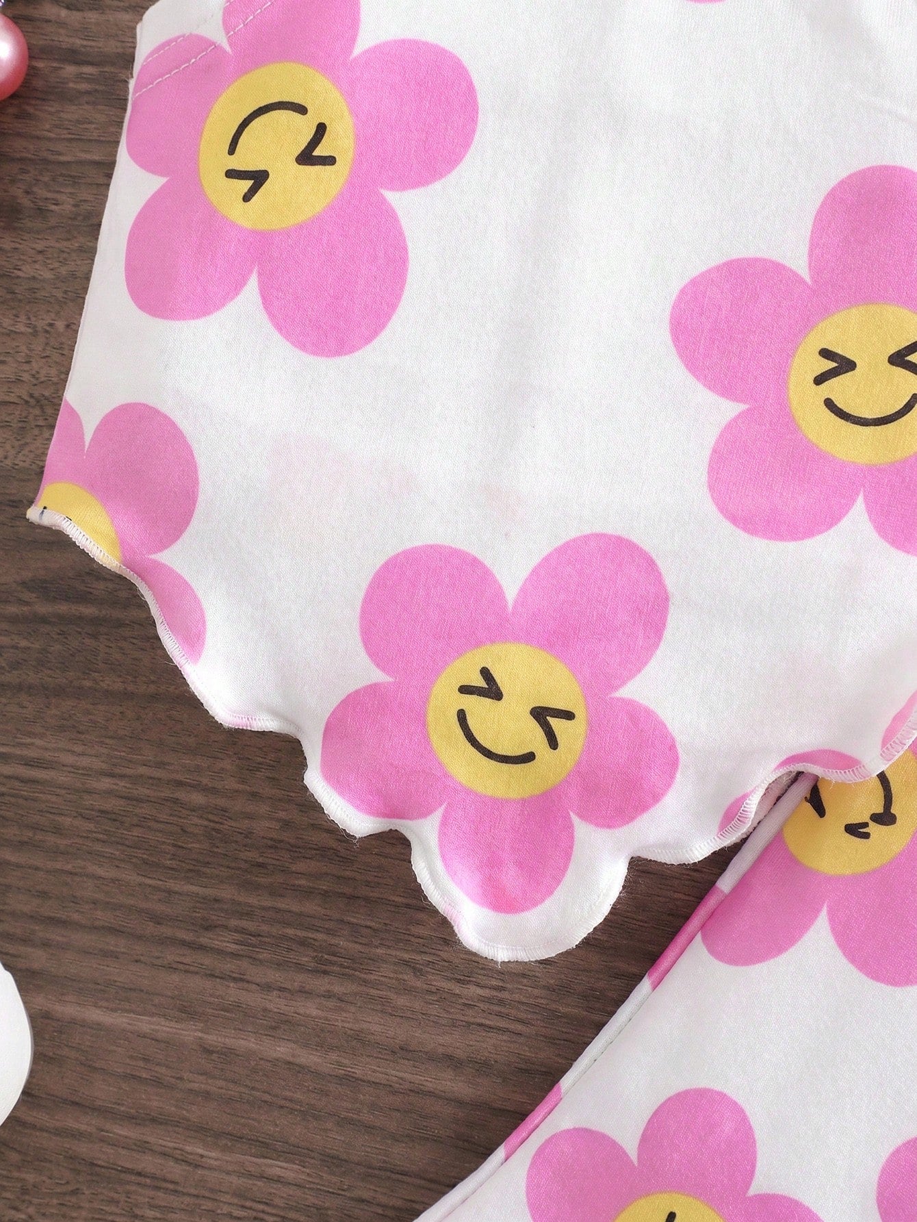 2pcs Girls Smiley Floral Halter Top & Flare Pants Set - Ivory | 21 ...