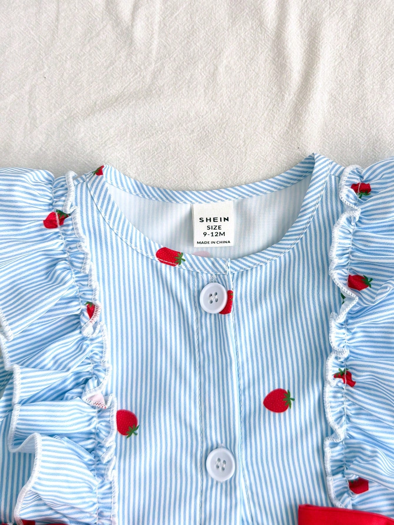Girls Strawberry Print Ruffle Flutter Sleeve Bow Dress - Powder Blu...