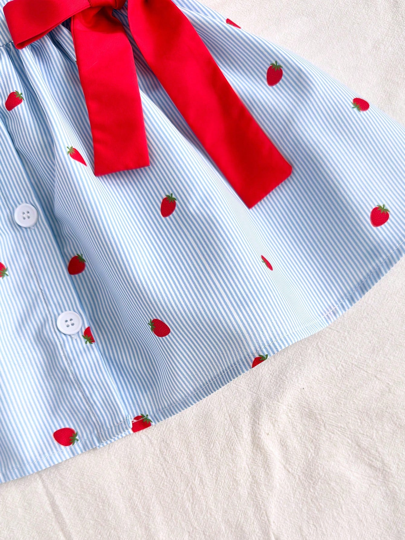 Girls Strawberry Print Ruffle Flutter Sleeve Bow Dress - Powder Blu...