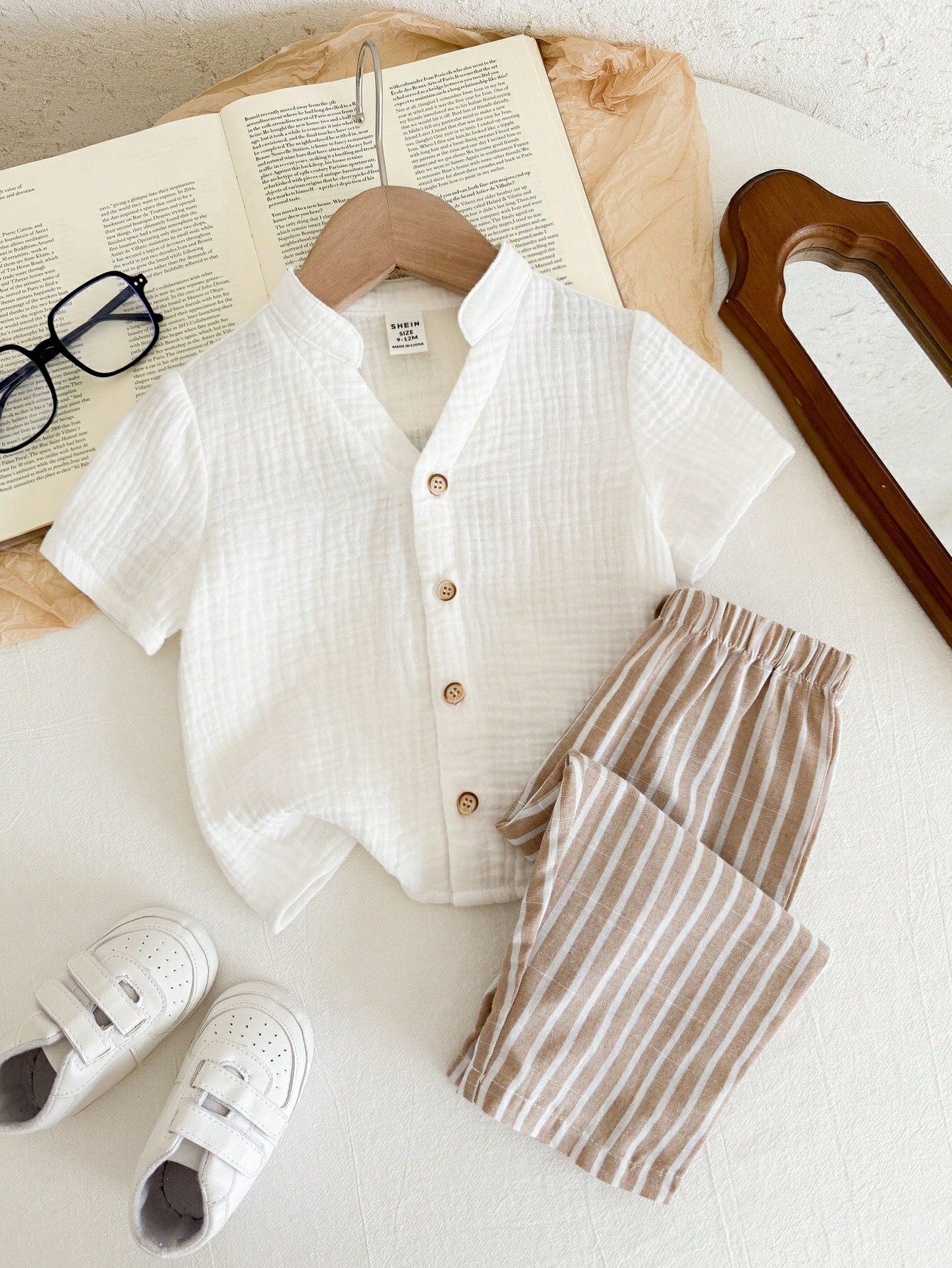 2pcs Boys Mandarin Collar Shirt & Striped Trousers Set - Ivory