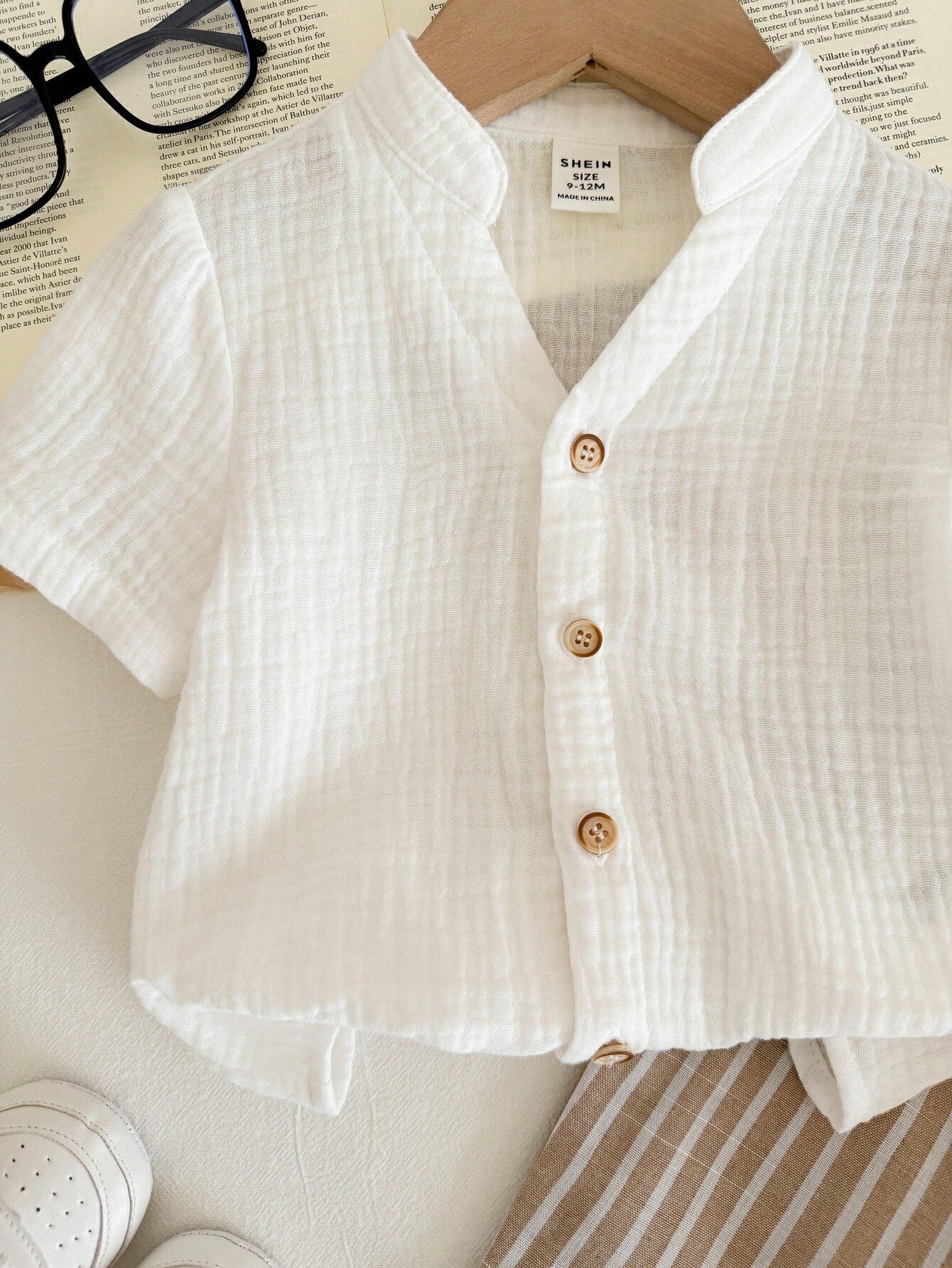 2pcs Boys Mandarin Collar Shirt & Striped Trousers Set - Ivory