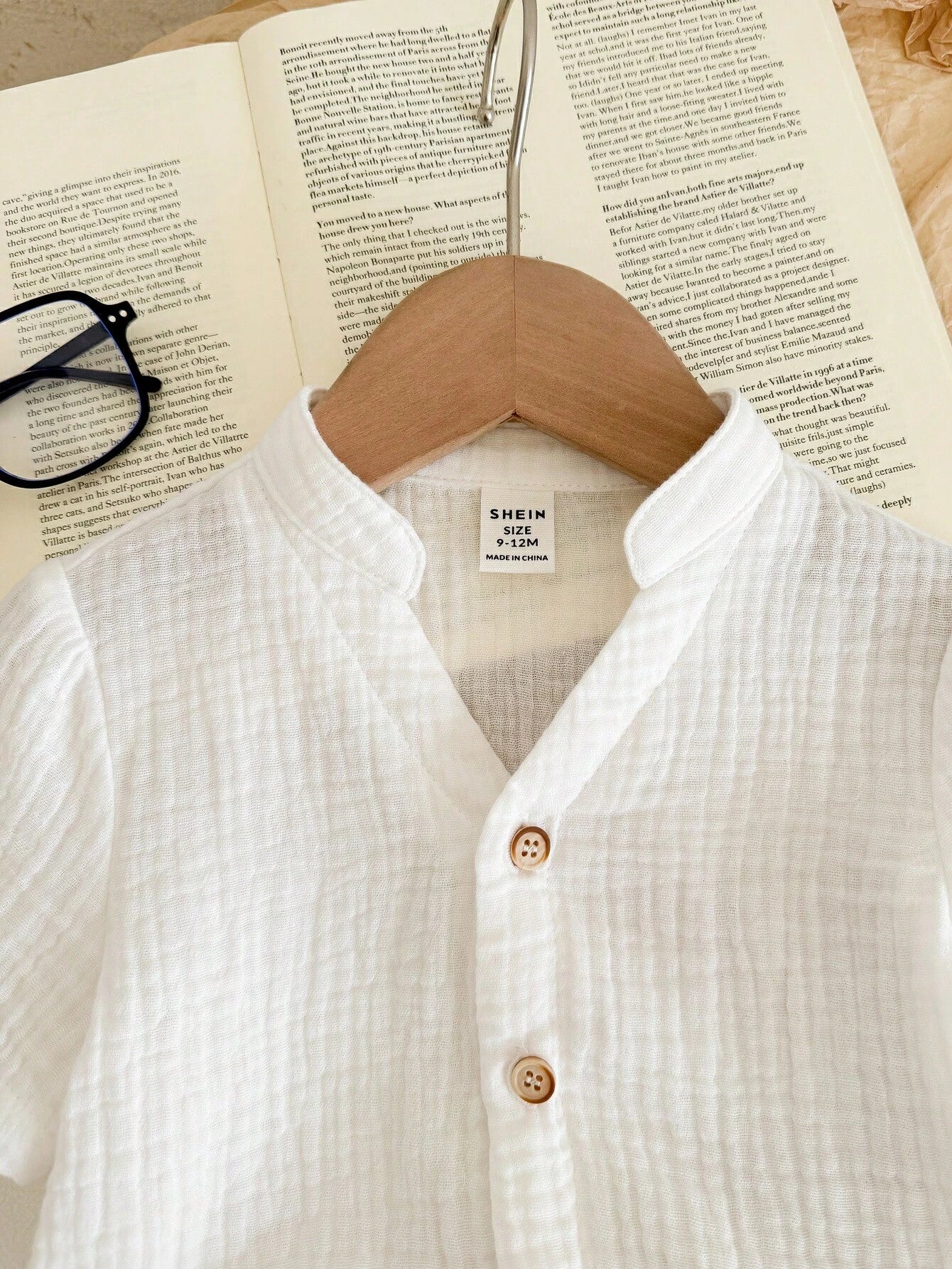2pcs Boys Mandarin Collar Shirt & Striped Trousers Set - Ivory