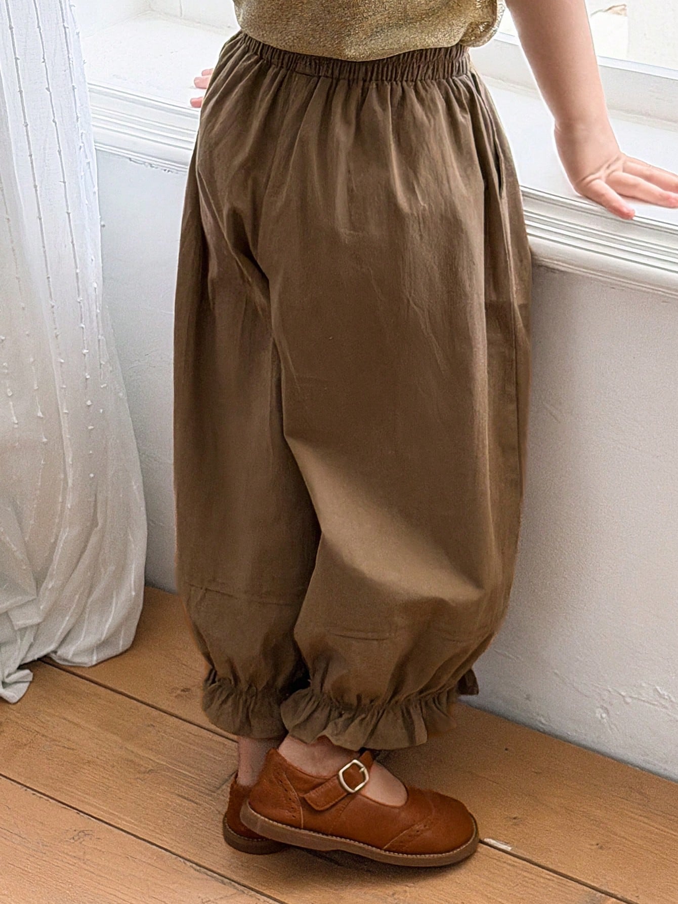 Little Girls Ruffle Hem Balloon Leg Pants - Wenge | 21 Century Kids