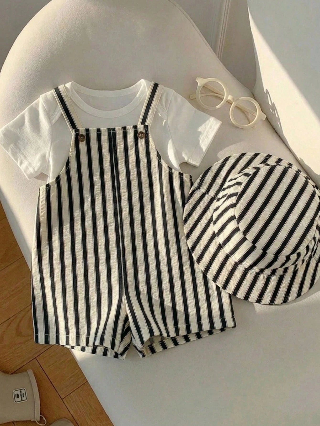 2pcs Unisex Striped Bib Shortall & Bucket Hat Set - Ecru | 21 Centu...