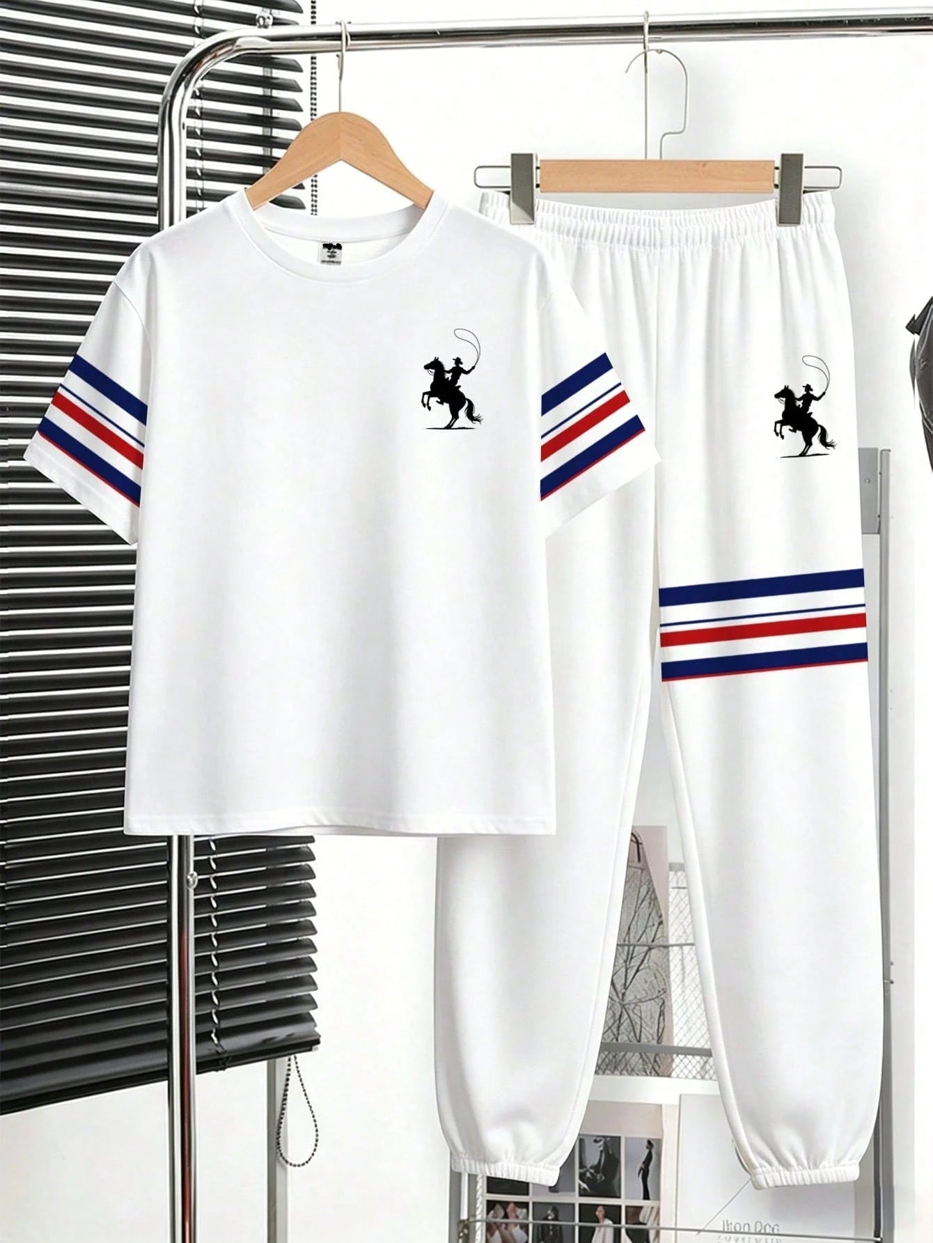 2pcs Big Boys Cowboy Print Varsity Tee & Jogger Set - Ivory | 21 Ce...