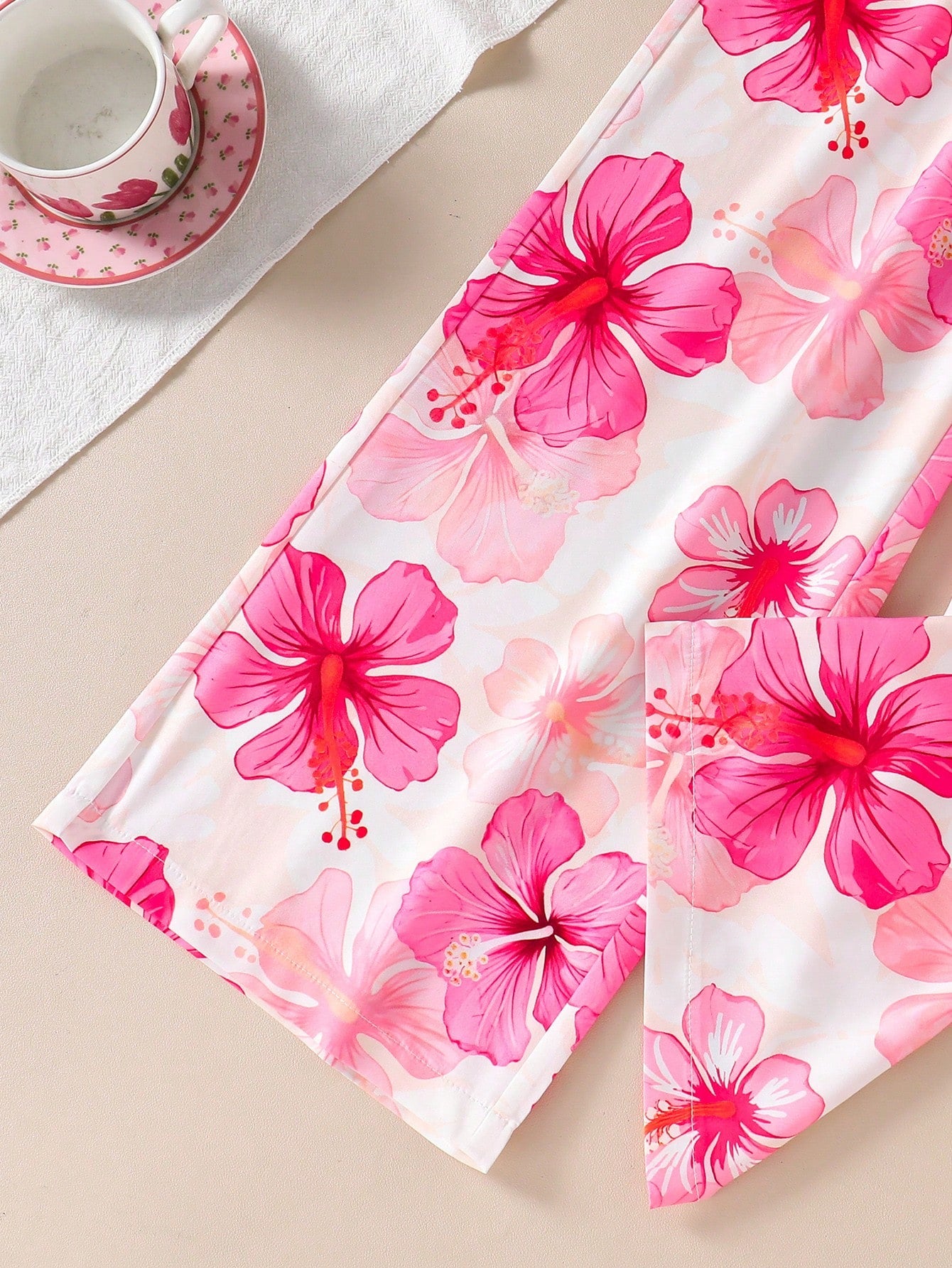 2pcs Big Girls Ruffle Top & Hibiscus Print Wide-Leg Pants Set - Blu...