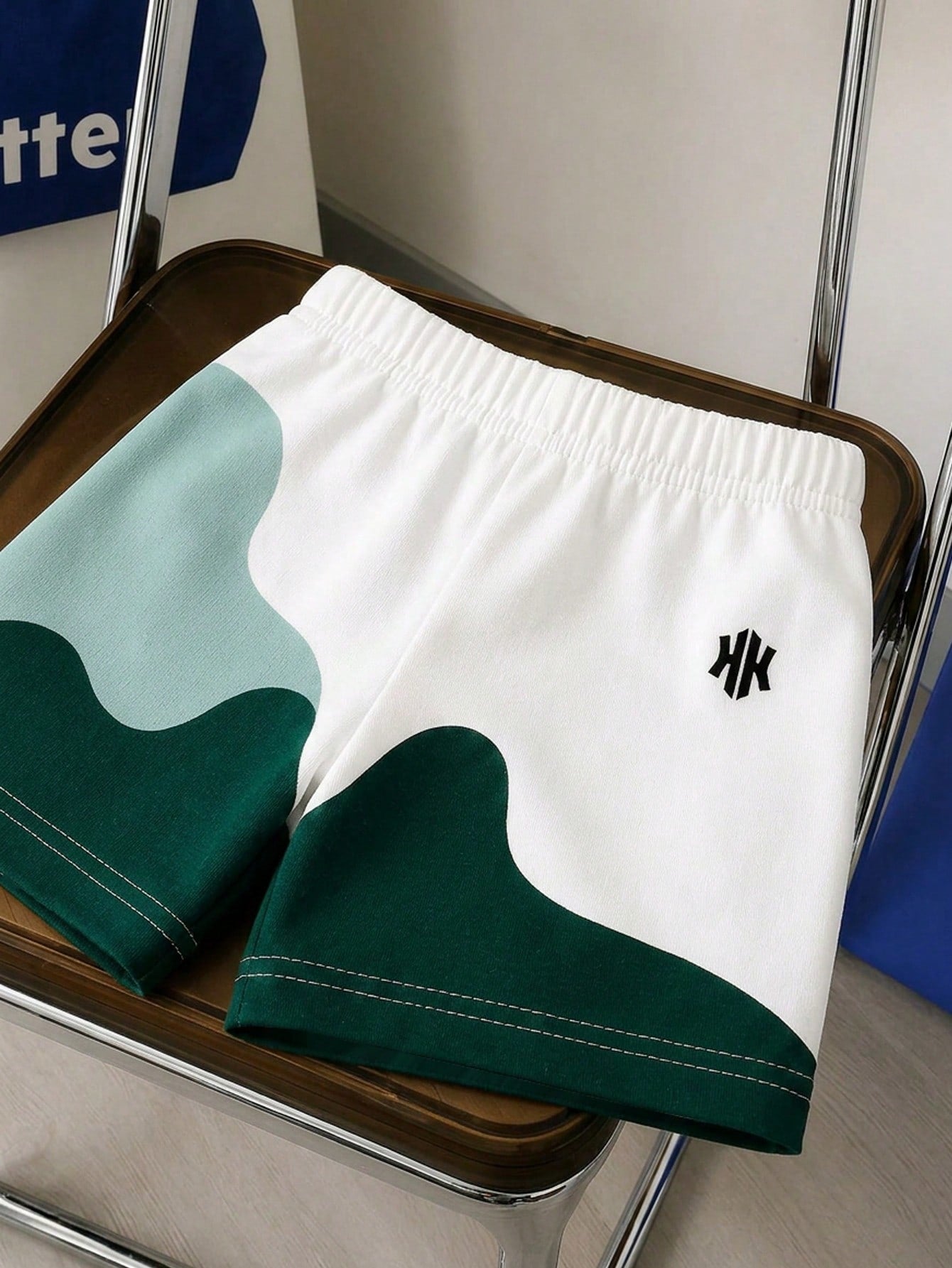 2pcs Boys Colourblock Letter Knit Tee & Shorts Set - Ivory
