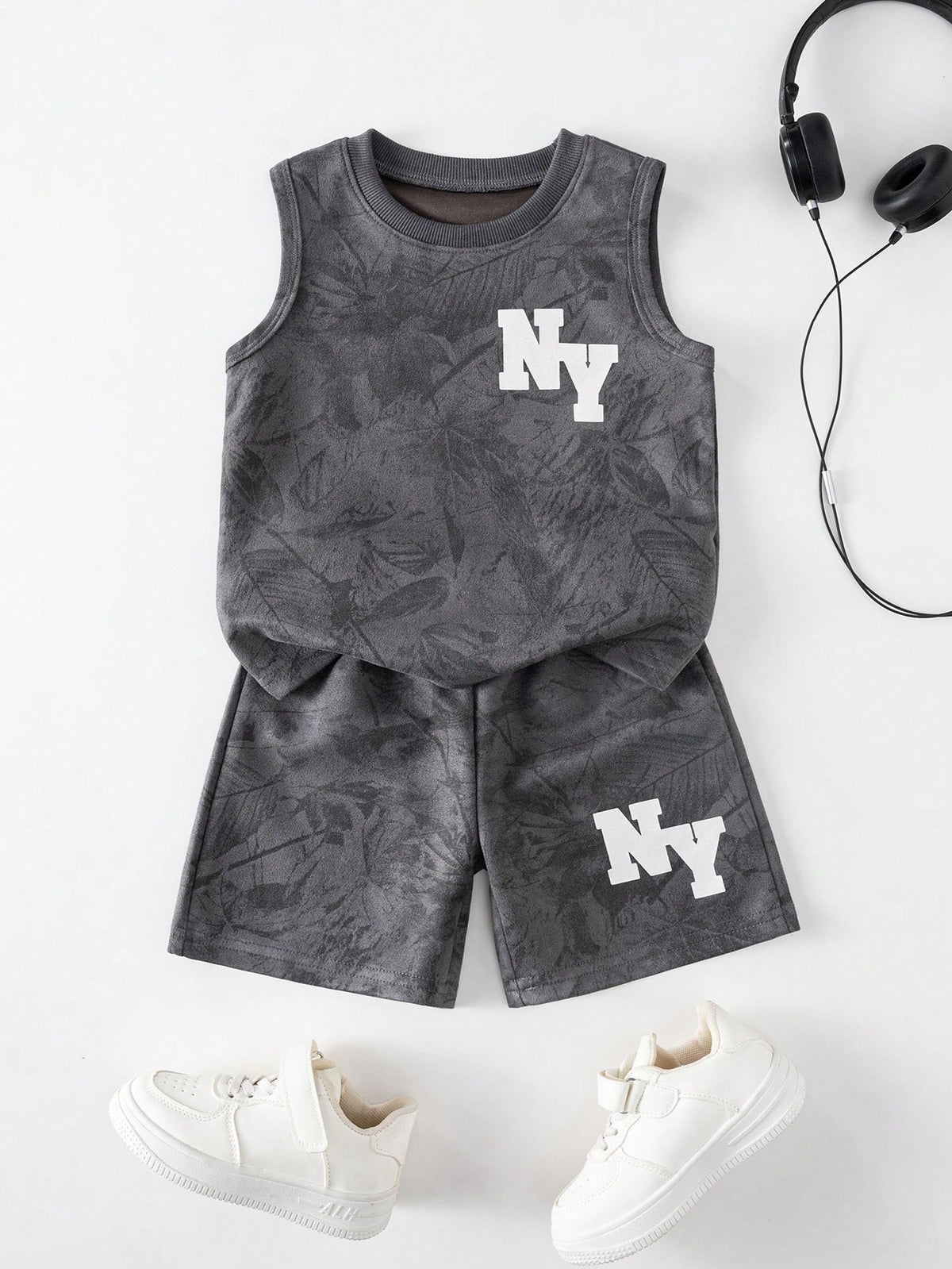 2pcs Little Boys NY Leaf Print Tank & Shorts Set - Graphite