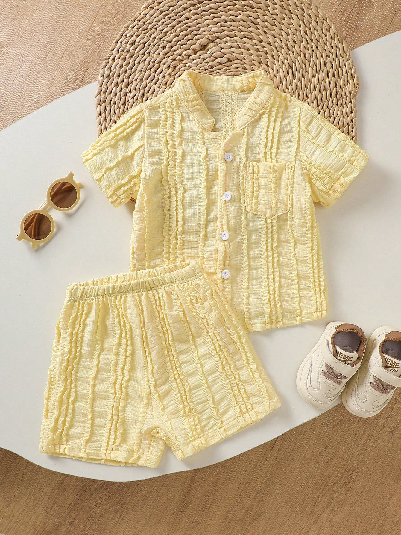 2pcs Boys Textured Mandarin Collar Shirt & Shorts Set - Buttercup