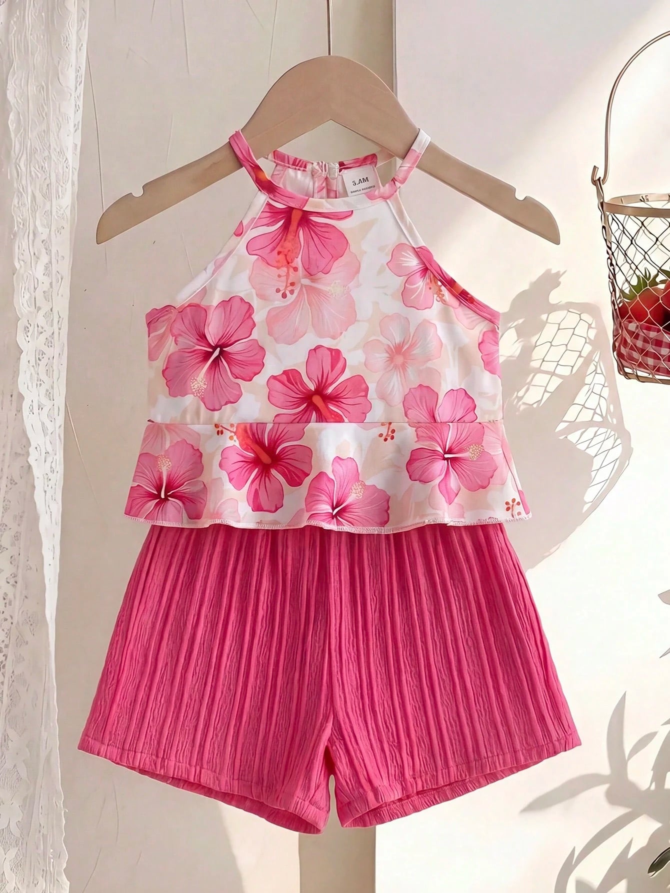 2pcs Girls Hibiscus Print Halter Top & Shorts Set - Isabelline