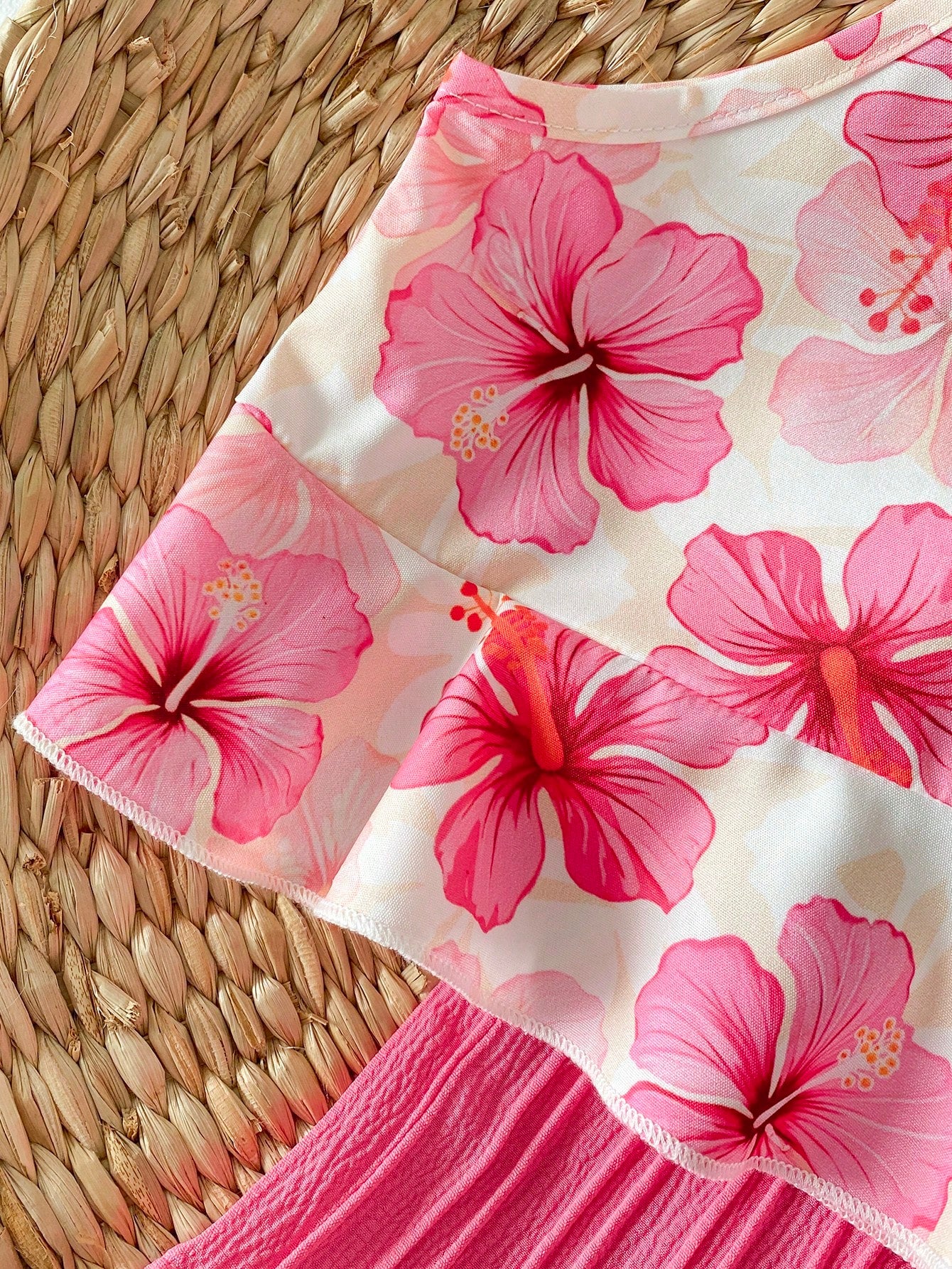 2pcs Girls Hibiscus Print Halter Top & Shorts Set - Isabelline