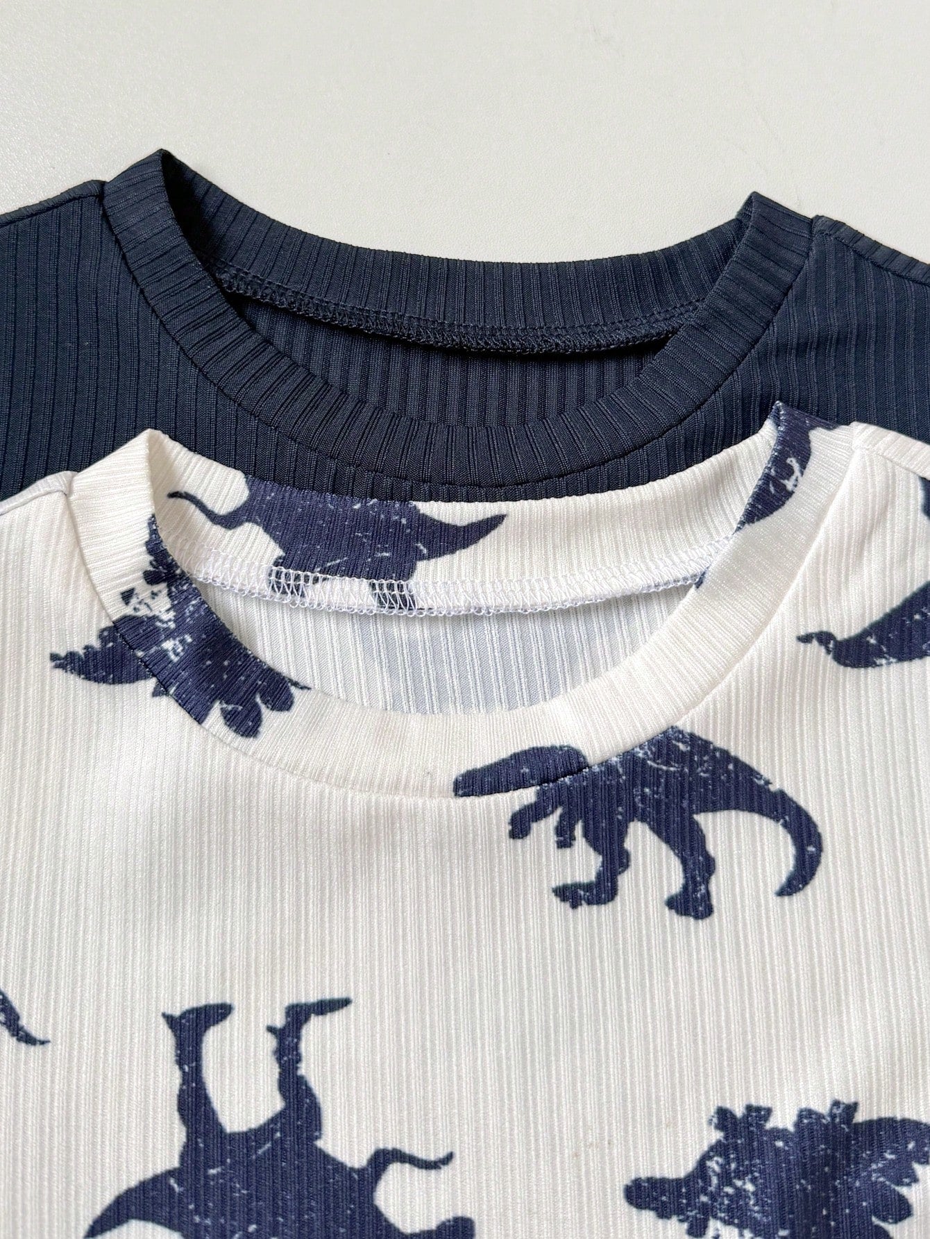 4pcs Boys Dinosaur Print Knit T-Shirt & Shorts Set - Ivory