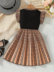 Little Girls Geometric Print Pleated Flutter Sleeve Dress - Caramel