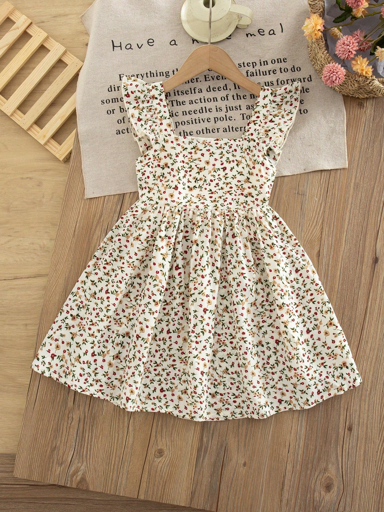 Little Girls Ditsy Floral Ruffle Back-Bow Dress - Ivory | 21 Centur...