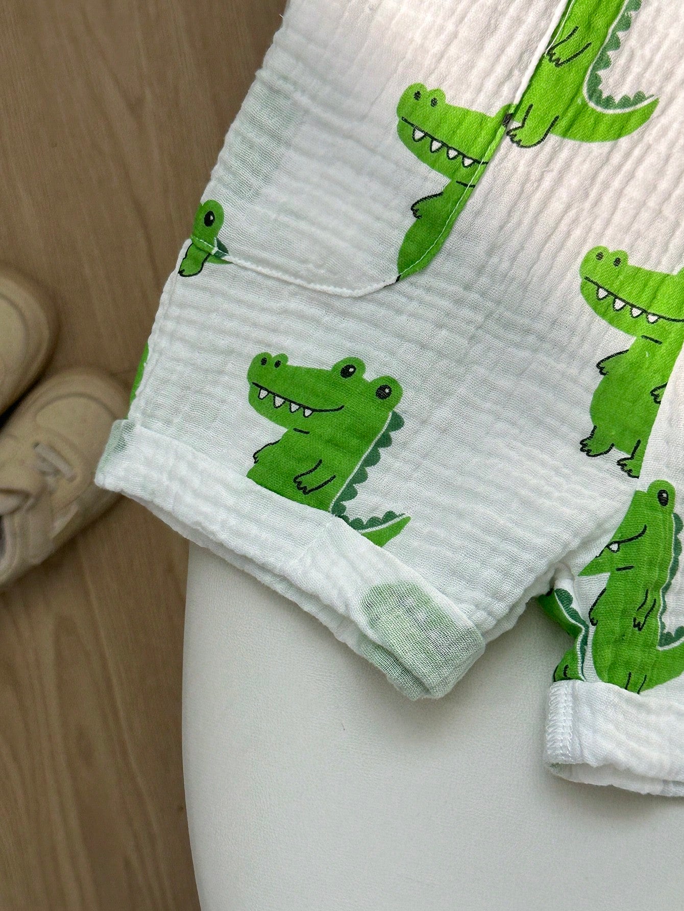 2pcs Boys Crocodile Print Muslin Dungaree & Bucket Hat Set - Ivory ...