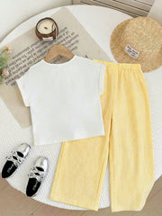 2pcs Little Girls Bow Print Tee & Striped Wide-Leg Pants Set - Butt...