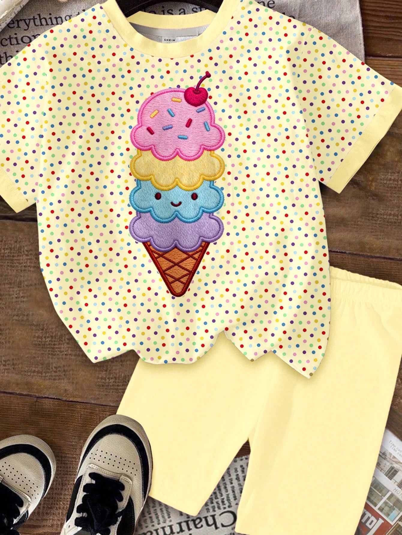 2pcs Little Girls Ice Cream Appliqué Polka Dot Tee & Shorts Set - B...