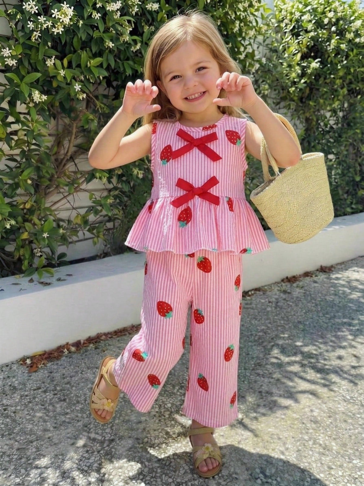 2pcs Girls Strawberry Print Ruffle Peplum Top & Wide-Leg Pants - Blush